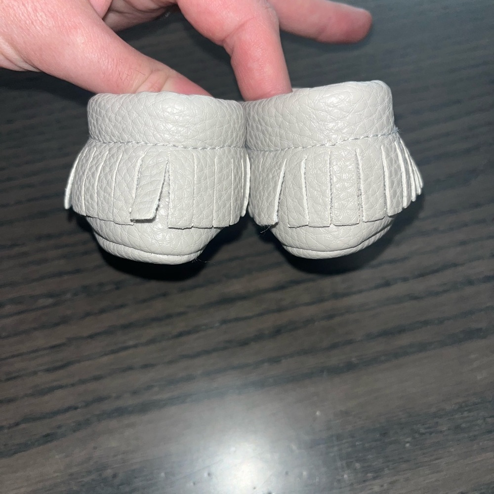 Sweet N Swag Baby fringe Moccasins 0-4 months (Size 1) - Picture 3 of 4